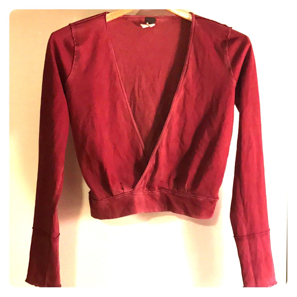 We the Free cool v-neck wrap shirt